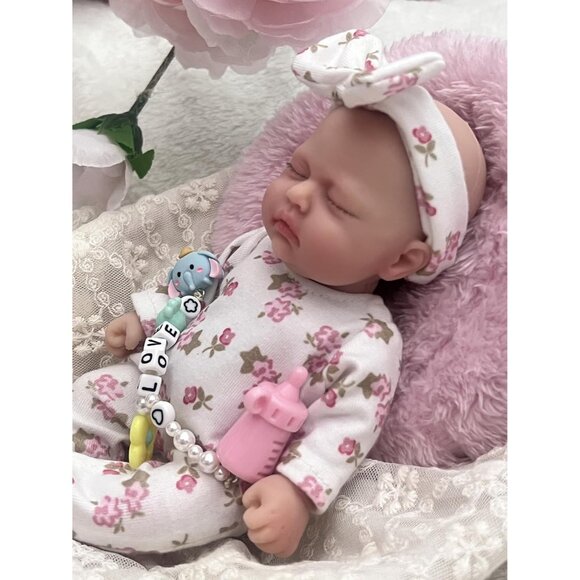 🆕7Inch Full Body Silicone Reborn Baby Dolls Newborn Girl Doll with Clothes - Picture 5 of 7